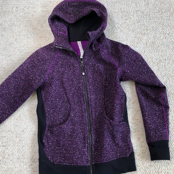 lululemon athletica Jackets & Blazers - Lululemon zippered sweatshirt